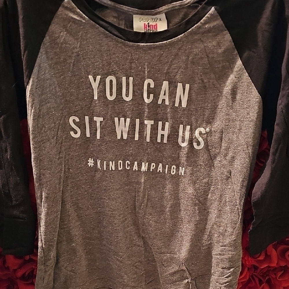 Pop Up X Kids Graphic Gray and Black Raglan Shirt With Saying Size Large